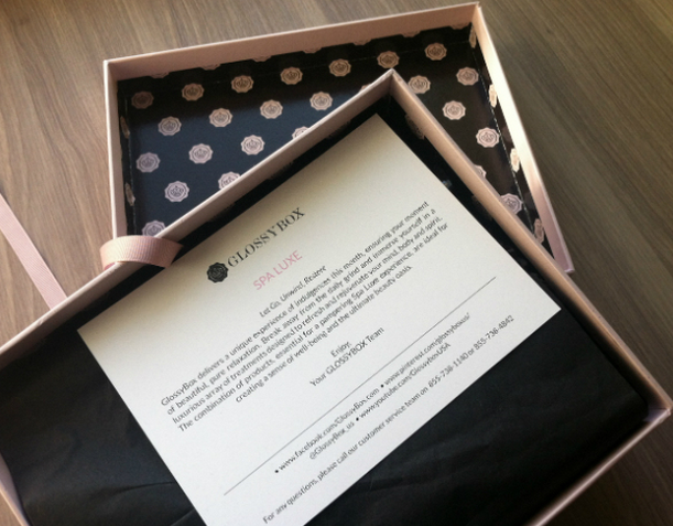 Glossy Box – October 2012 Review – Monthly Subscription Boxes for Women