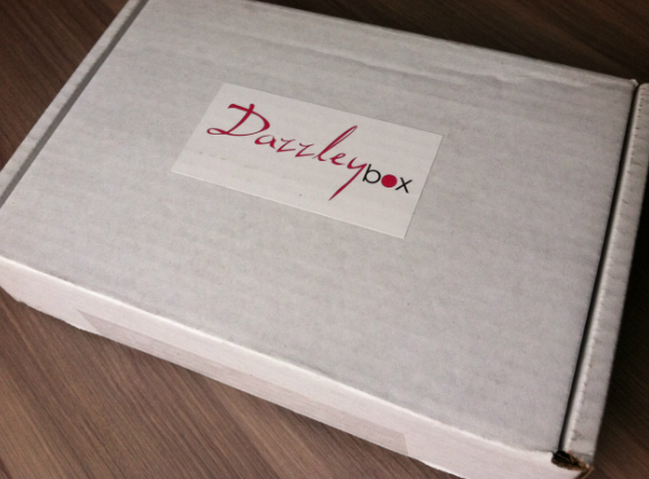 Dazzley Box – December 2012 Review – Women’s Monthly Jewelry Subscription Boxes