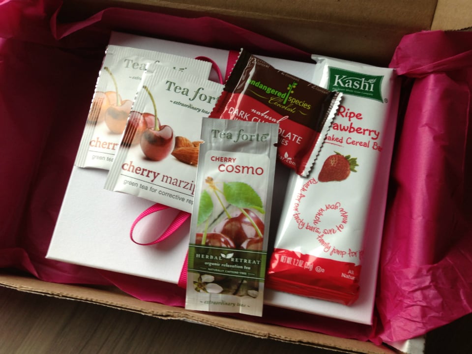 Dazzley Box Review – January 2013 – Monthly Women’s Jewelry Subscription Service