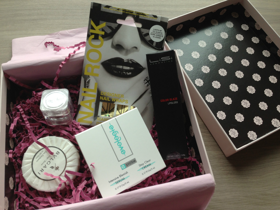 Glossy Box Review - February 2013 - Monthly Makeup Subscription Boxes
