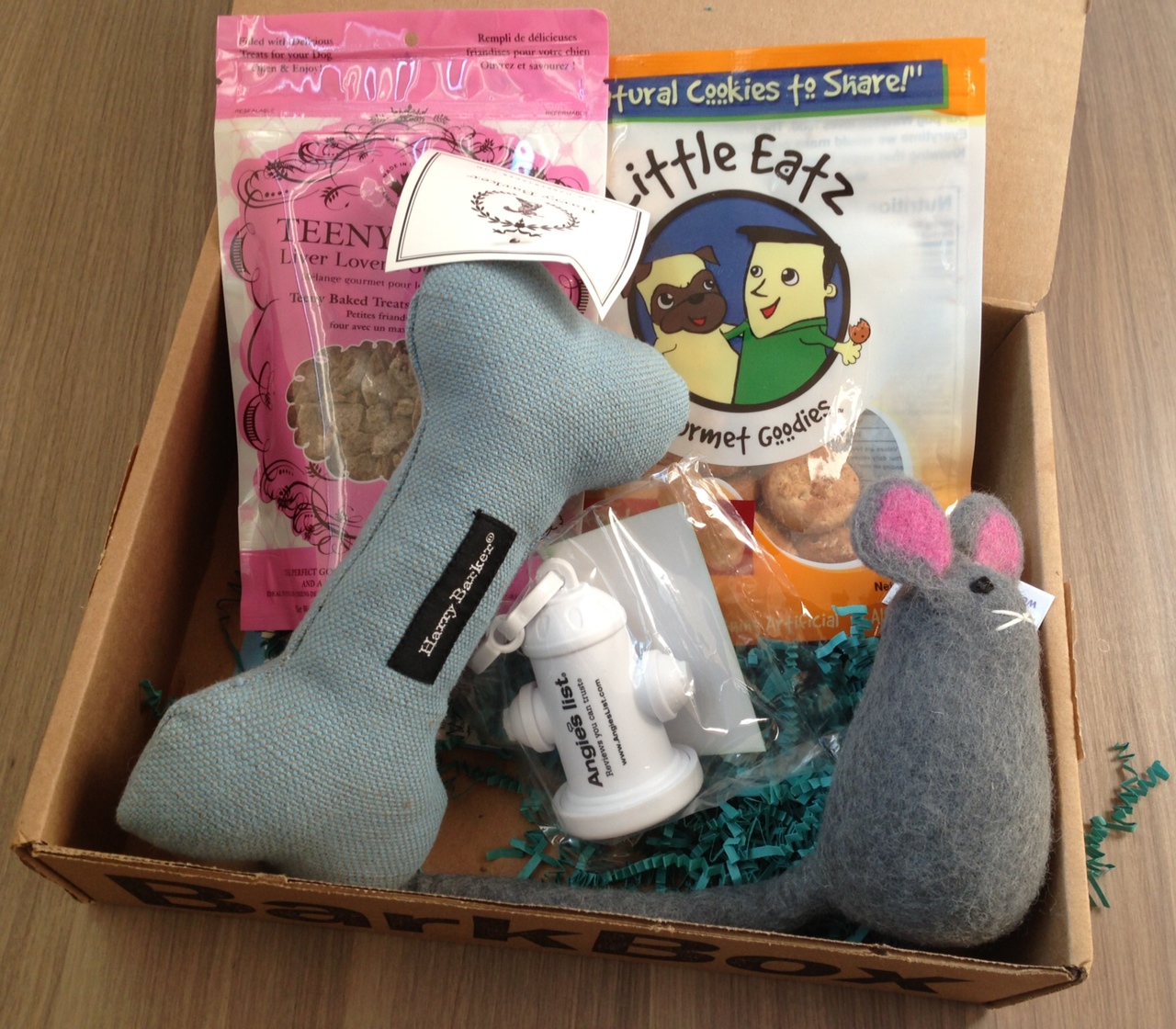 Barkbox Review and Coupon – Monthly Dog Subscription Boxes