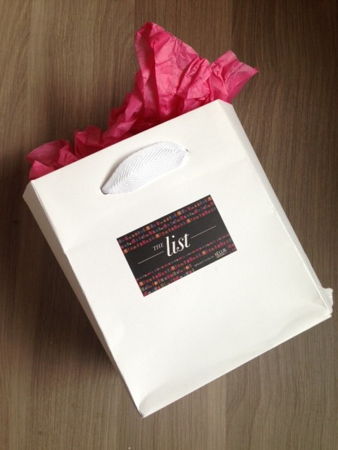 I-ELLA The List Gift Bag Review - Women's Clothing Subscription Boxes 