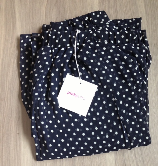 I-ELLA The List Gift Bag Review - Women's Clothing Subscription Boxes 