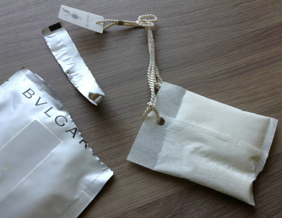 GLOSSYBOX USA April 2013 Review - Beauty Subscription Box