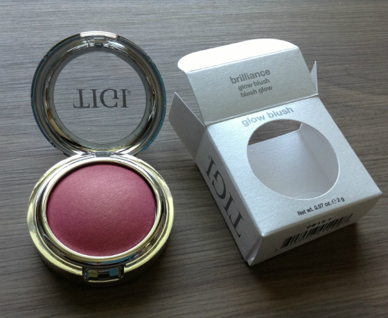 GLOSSYBOX USA April 2013 Review - Beauty Subscription Box