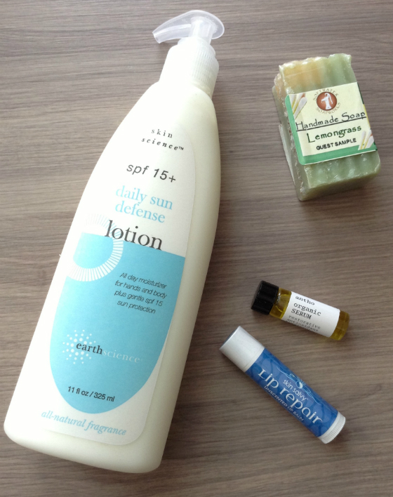 Blissmo Box Subscription Review - April 2013 - Bliss De Toilette