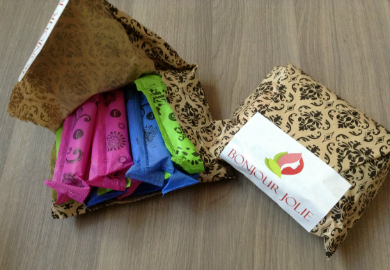 Bonjour Jolie Review - Monthly Women's Subscription Boxes