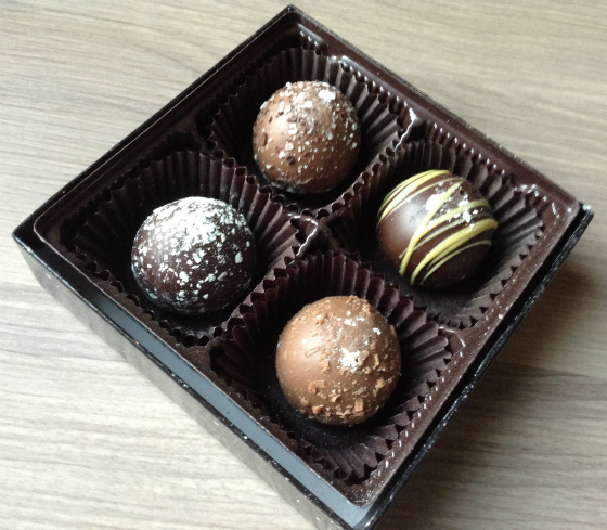 Bonjour Jolie Review - Women's Monthly Subscription Boxes - June 2013