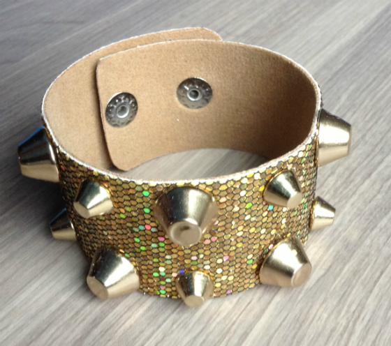 Jewelry Subscription Box - Blue Box Review - July 2013