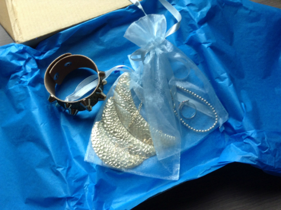 Jewelry Subscription Box - Blue Box Review - July 2013