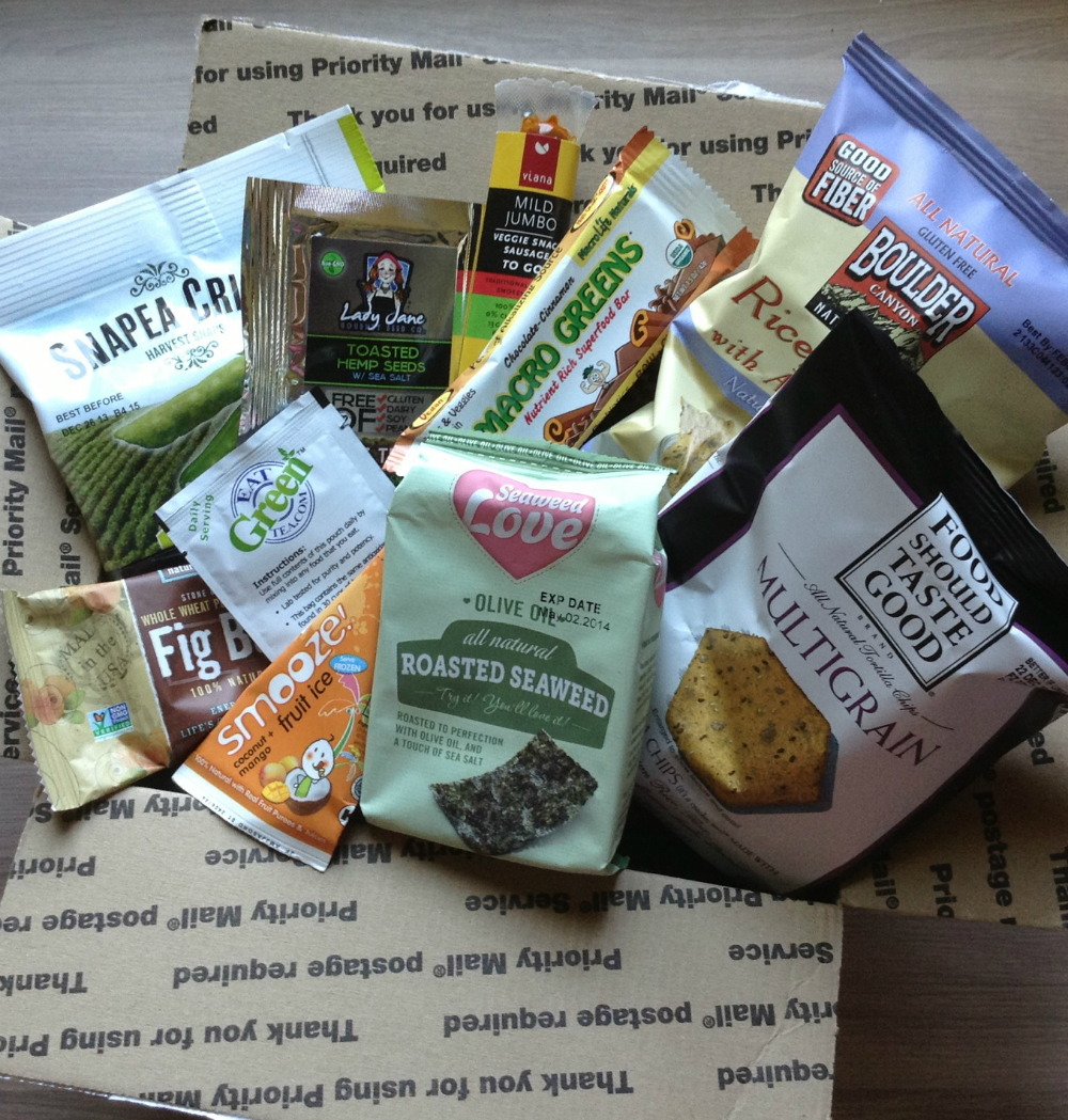 Vegan Cuts Snack Box Review – Healthy Food Subscription – July 2013