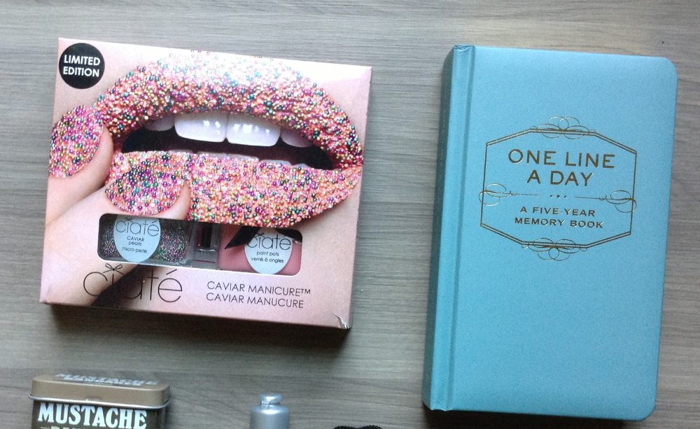Jennifer Love Hewitt Fancy Box – August 2013