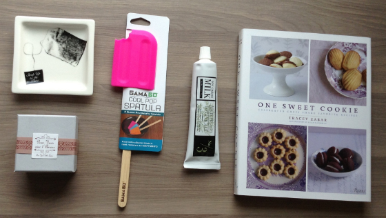 Jennifer Love Hewitt Fancy Box Review - October 2013