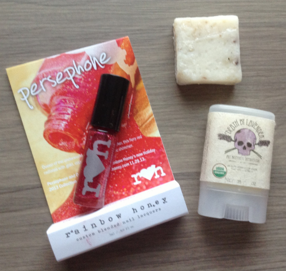 Vegan Cuts Beauty Box Review - November 2013