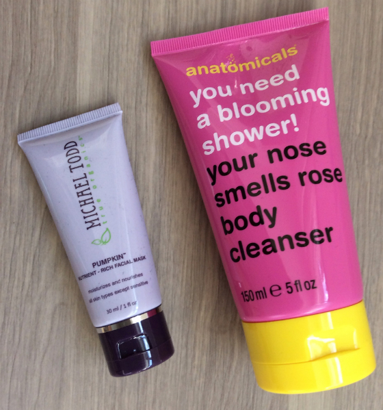 Glossybox Review - December 2013 Mask