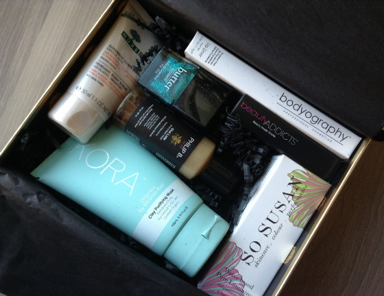 Gold GlossyBox contents