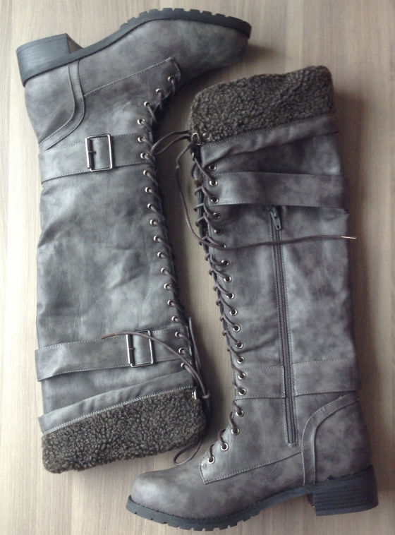 JustFab Shoe Subscription Box Review