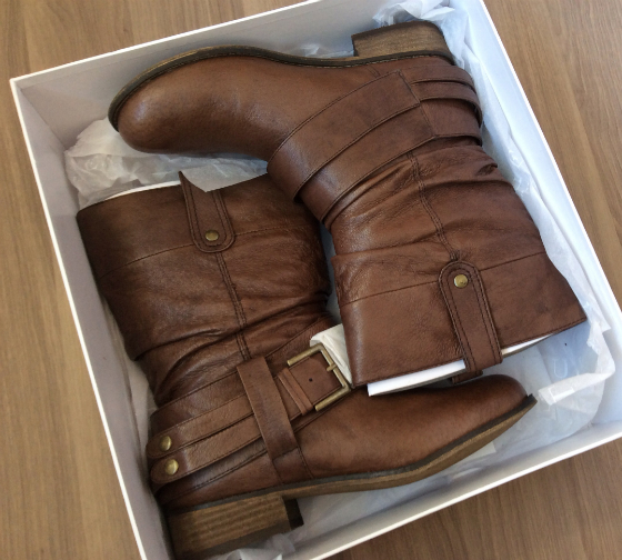 JustFab Review & Coupon - December 2013 First Look