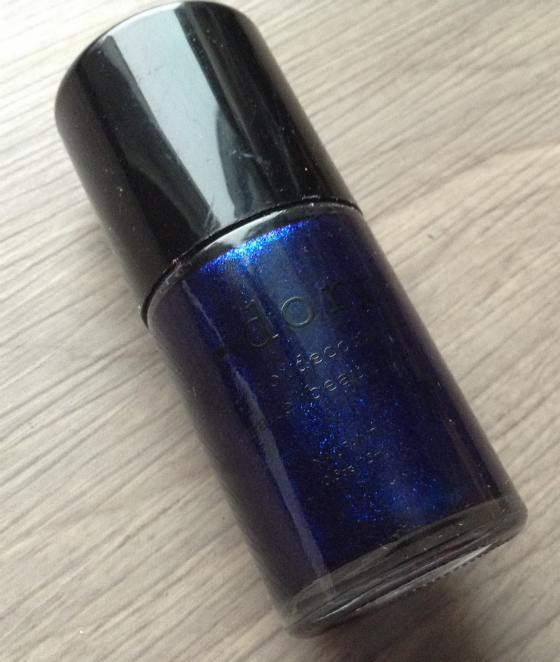 Petit Vour - Vegan Beauty Box Review - Dec 2013 A Dorn Nail Polish