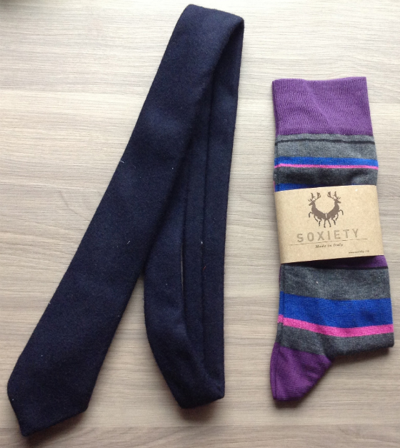 POPSUGAR Limited Edition Holiday Box for Him Review Socks and Tie