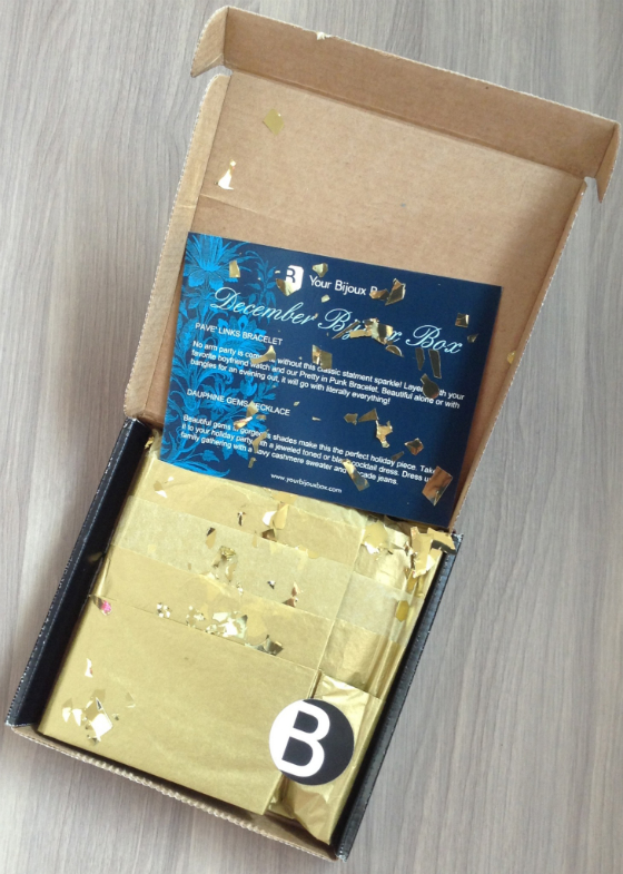 Your Bijoux Box Subscription Review - December 2013