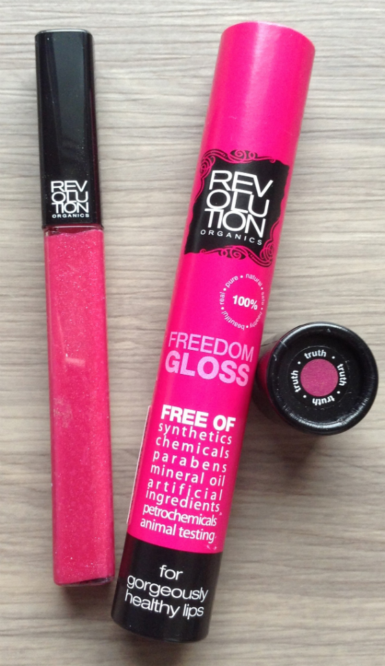 GoodeBox Eco Beauty Subscription Box Review - Jan 2014 Lip Gloss