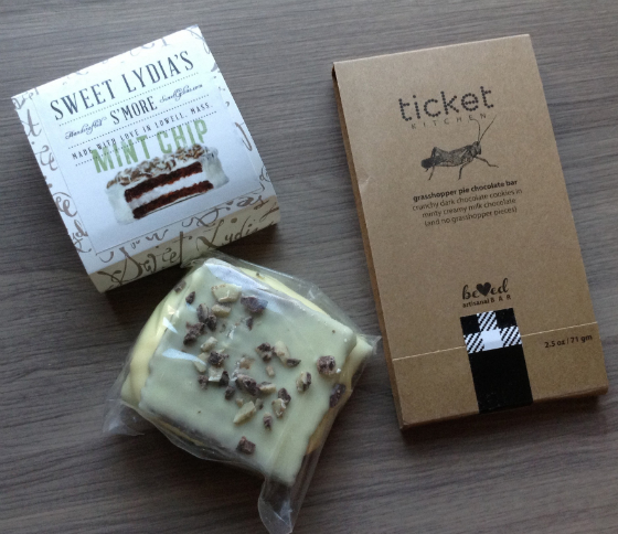 Hammock Pack Subscription Box Review - Dec 2013 Candy