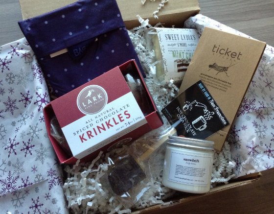 Hammock Pack Subscription Box Review - Dec 2013 Items