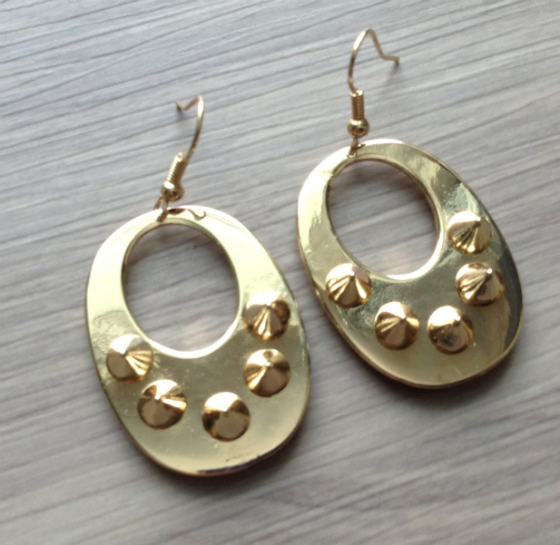 JewelMint Mystery Box Review - Jan 2014 Gold Earrings