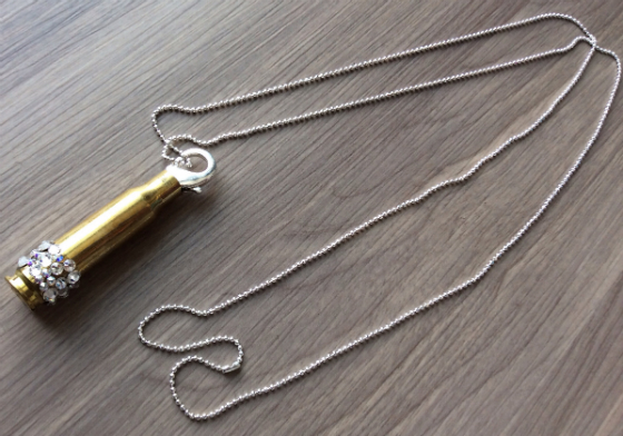 Social Bliss Style Box Review - January 2014 Necklace