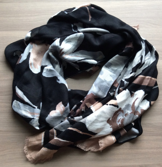 Wantable Accessories Subscription Box Review - Jan 2014 Scarf