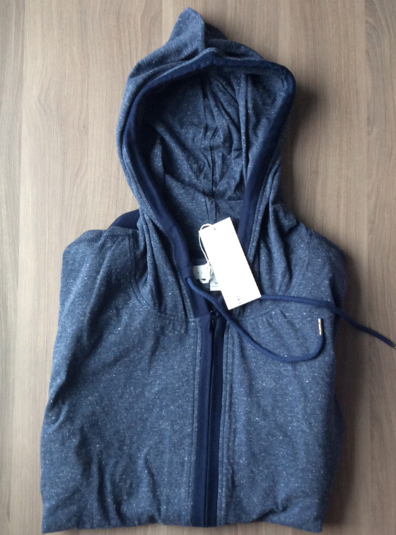 Five Four Club Subscription Box Review - February 2014 Hoodie