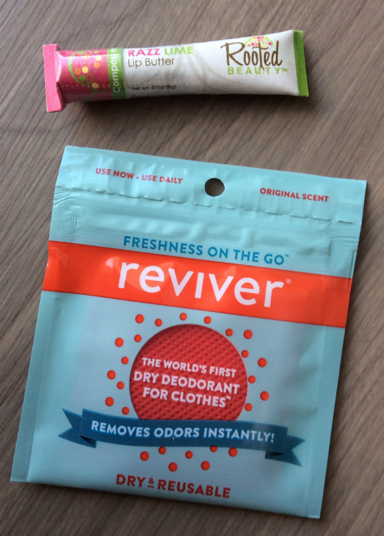 Pijon Box Review Feb 2014 - College Subscription Box Reviver