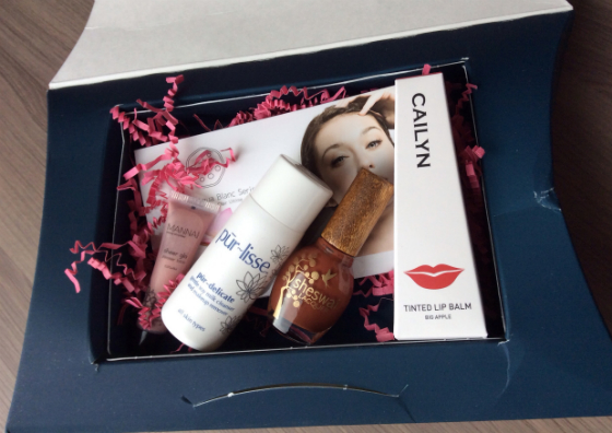 Total Beauty Red Carpet Collection Box Review & Coupon Items