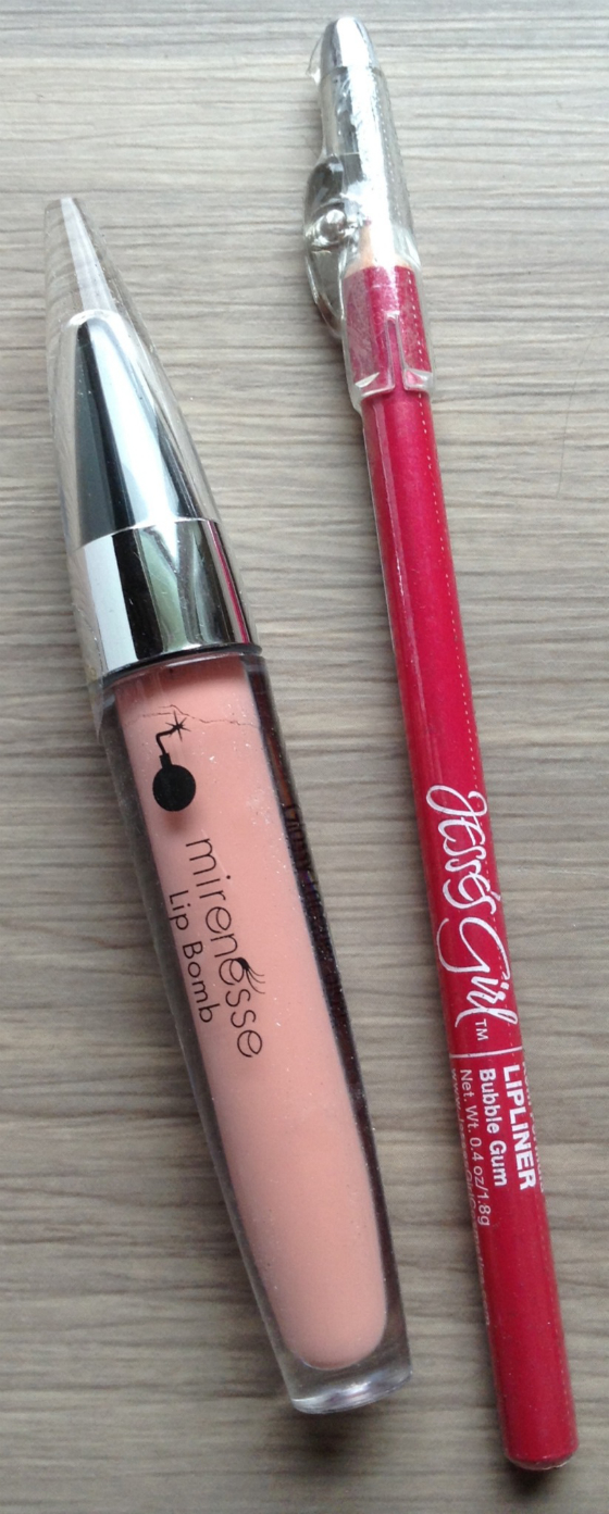 Lip Factory Subscription Box Review - March 2014 Lip Gloss