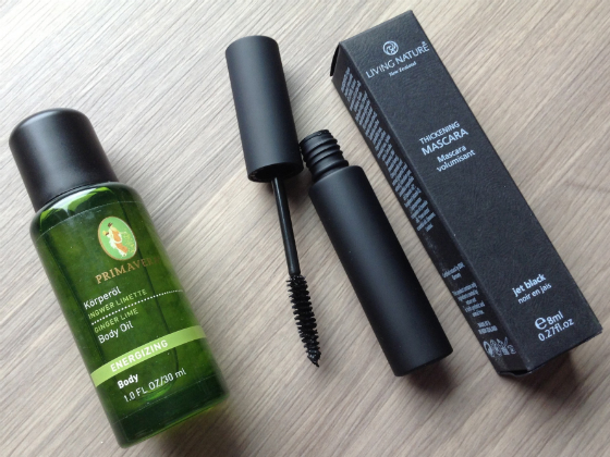  Saffron Rouge Inner Circle Beauty Box Review - March 2014 Mascara