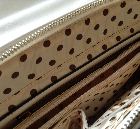 Social Bliss Style Box Review – March 2014 Lining