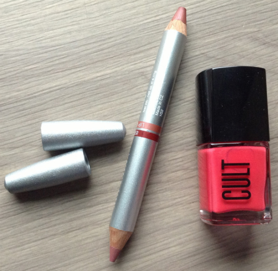 Blush Mystery Beauty Box Review - April 2014 Polish