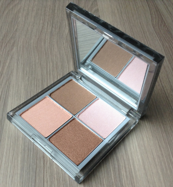 Jennifer Love Hewitt Fancy Box Review - March 2014 Cargo