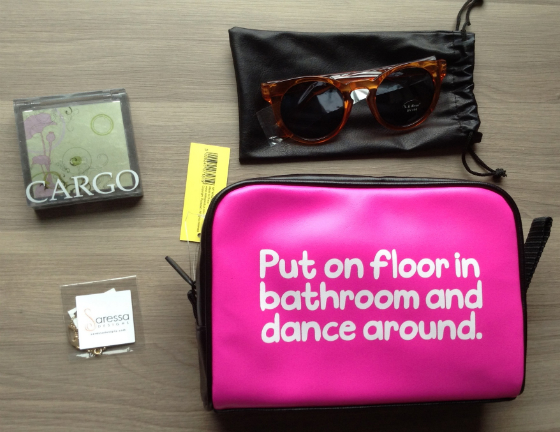 Jennifer Love Hewitt Fancy Box Review - March 2014 Items