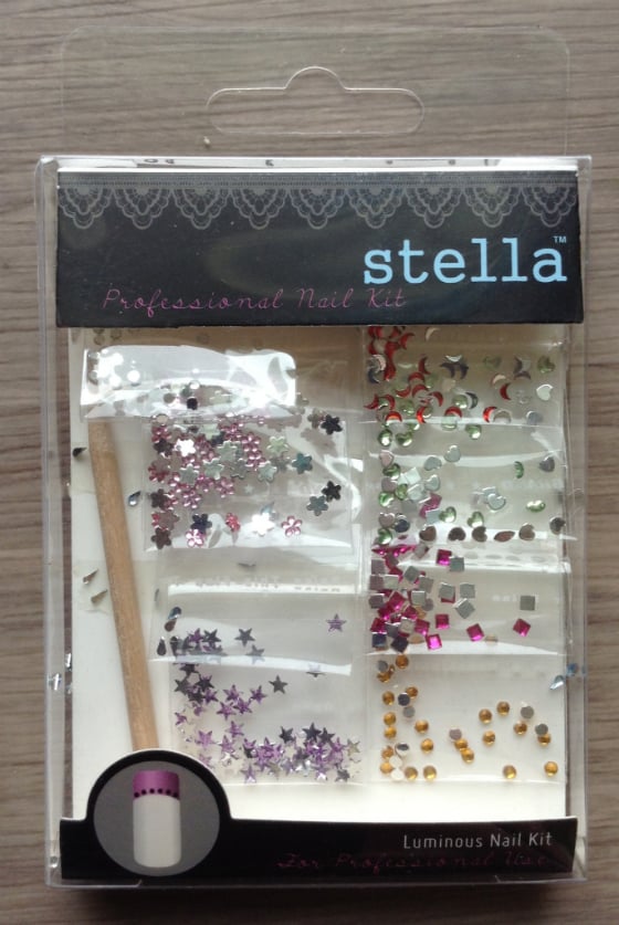 Social Bliss Style Box Subscription Review - April 2014 Stella