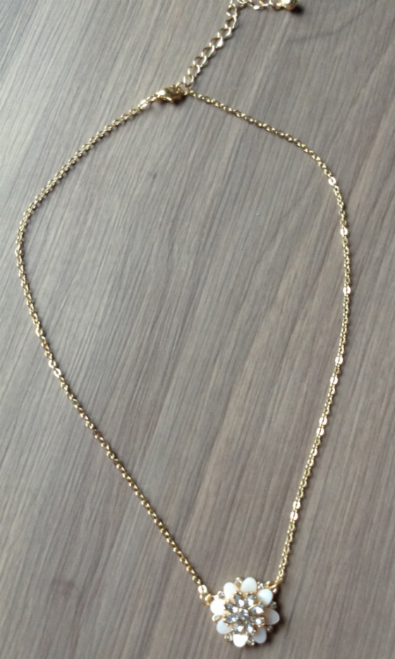 Your Bijoux Box Jewelry Subscription Review - April 2014 Gold Necklace