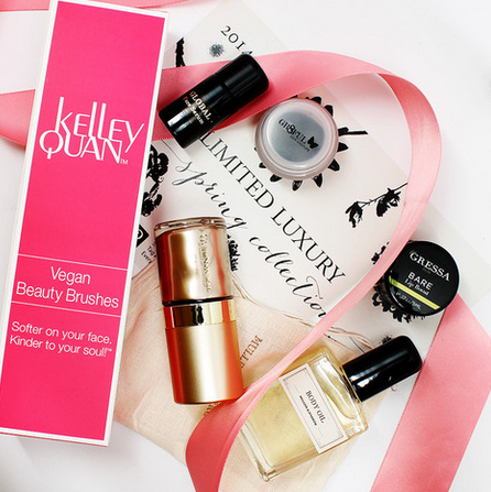 New Petit Vour Luxury Limited Edition Box! Items
