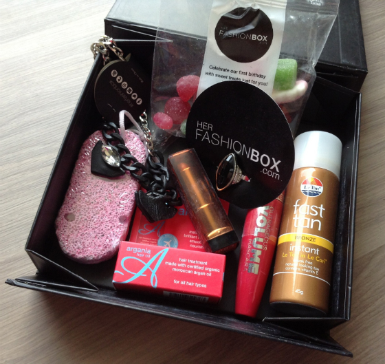 Her Fashion Box Subscription Review - March 2014 Items