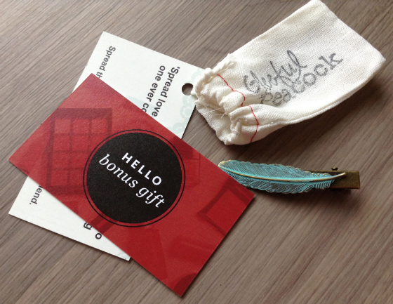 SocialBliss The Style Box Subscription Review - May 2014 Peacock