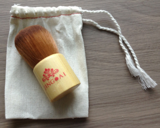 Untoxicating Beauty Subscription Box Review - April 2014 Brush