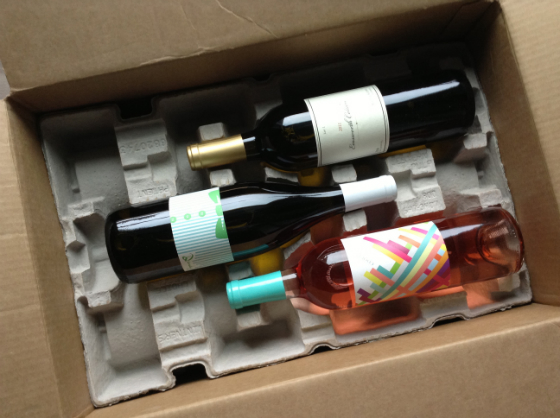 Club W Wine Subscription Box Review - July 2014 Unboxing
