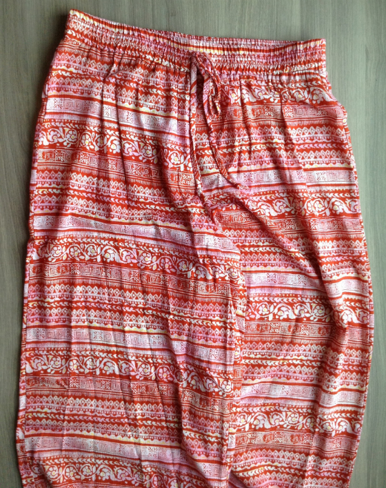 Golden Tote Review - June 2014 Pants Red