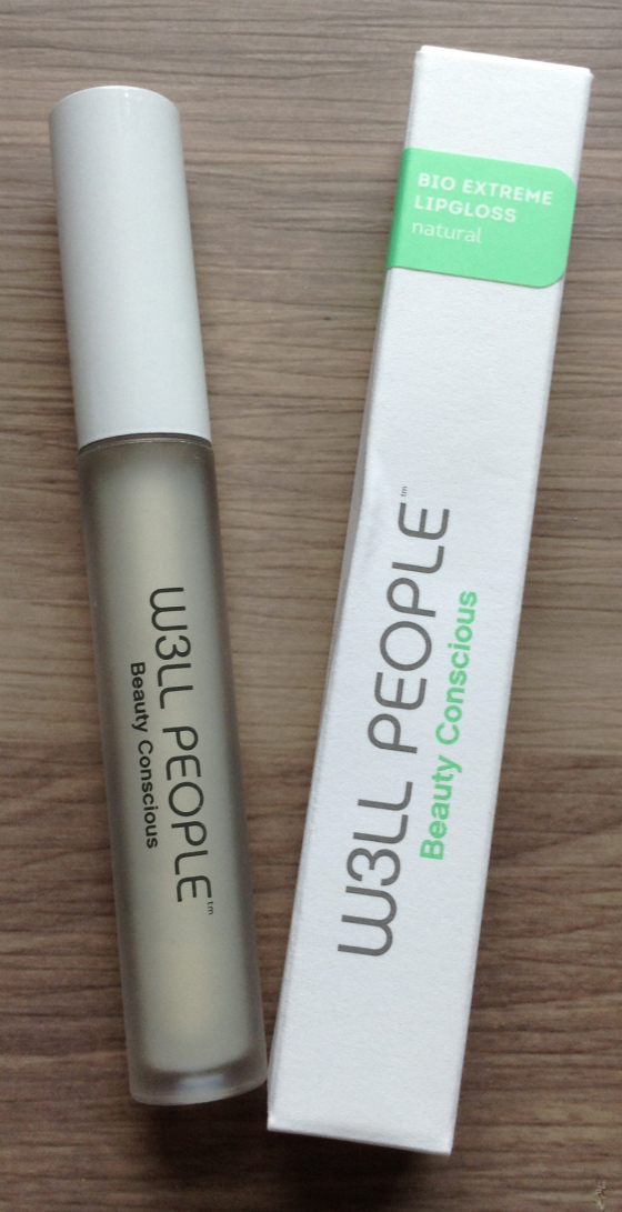 Saffron Rouge Beauty Subscription Box Review – June 2014 Lipgloss