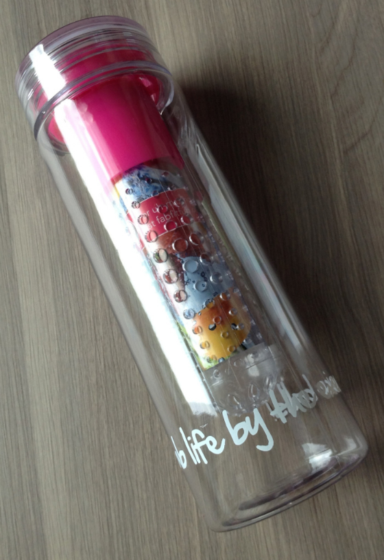 FabFitFun VIP Summer 2014 Subscription Box Review Water Bottle